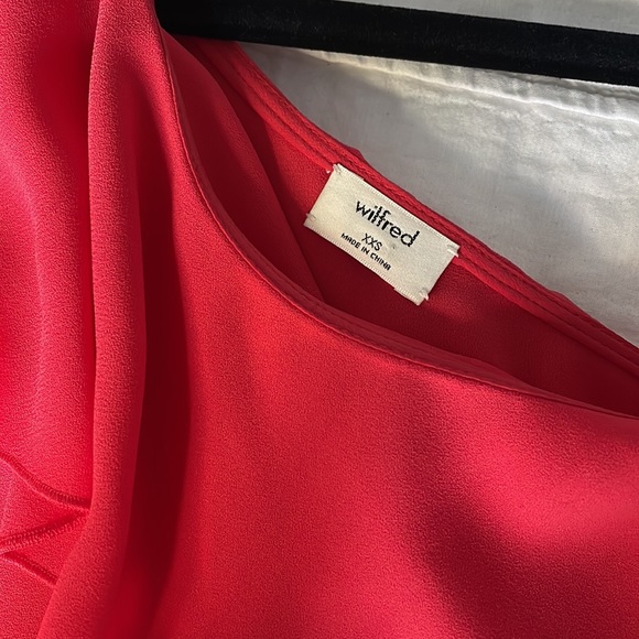 Like New Wilfred one shoulder top - Picture 2 of 5